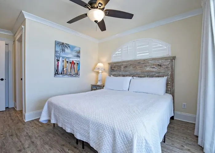 Beachfront 9bed Easybreezy East Holiday home *