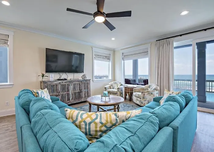 Holiday home Beachfront 9bed Easybreezy East
