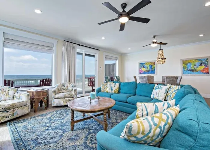 Holiday home Beachfront 9bed Easybreezy East